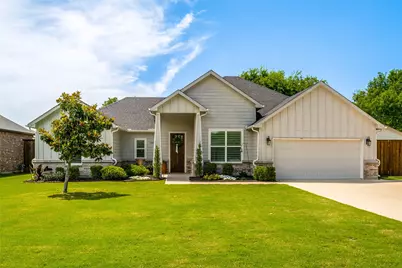 7304 Carol Drive, Greenville, TX 75402 - Photo 2