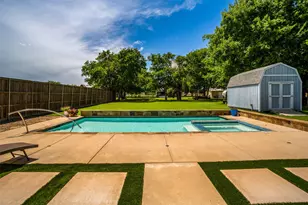7304 Carol Dr, Greenville, TX 75402 - Photo 1