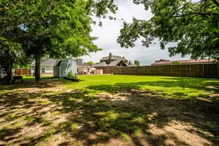 7304 Carol Dr, Greenville, TX 75402 - Photo 34