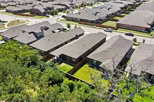 589 Concho St, Aubrey, TX 76227 - Photo 22