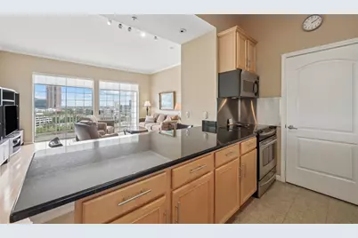 3225 Turtle Creek Boulevard #1901, Dallas, TX 75219 - Photo 2