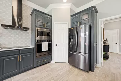 818 Riviera Drive, Mansfield, TX 76063 - Photo 8