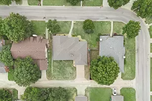 1146 Oakhurst St, Denton, TX 76210 - Photo 30