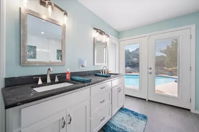 2806 Augusta Lane, Arlington, TX 76012 - Photo 16