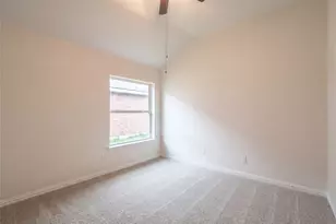 1605 Nighthawk Dr, Little Elm, TX 75068 - Photo 8