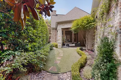 2148 Fawnwood Drive, Plano, TX 75093 - Photo 32