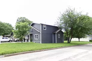 601 Cristler Ave, Dallas, TX 75223 - Photo 2