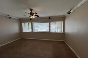 2020 N Garrett Ave, Dallas, TX 75206 - Photo 16