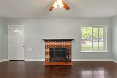 1310 Michigan Avenue, Dallas, TX 75216 - Photo 8