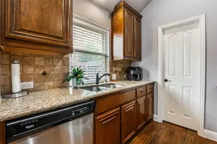4312 Poppy Dr, Mansfield, TX 76063 - Photo 10