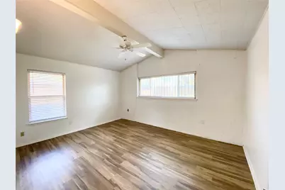 4326 Upland Way, Garland, TX 75042 - Photo 4