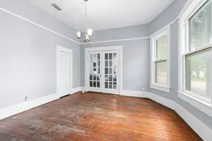 701 E Elm St, Hillsboro, TX 76645 - Photo 6