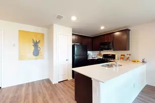 904 Wildflower St, Ennis, TX 75119 - Photo 1