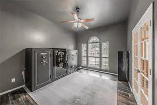 245 Cedar Crest Dr, Justin, TX 76247 - Photo 6