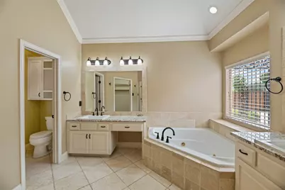4200 Mesa Drive, Carrollton, TX 75010 - Photo 16