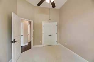 4200 Mesa Dr, Carrollton, TX 75010 - Photo 24
