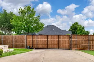 4200 Mesa Dr, Carrollton, TX 75010 - Photo 38
