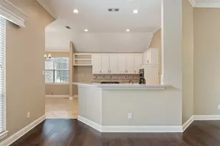 4200 Mesa Dr, Carrollton, TX 75010 - Photo 10