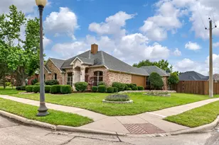 4200 Mesa Dr, Carrollton, TX 75010 - Photo 2