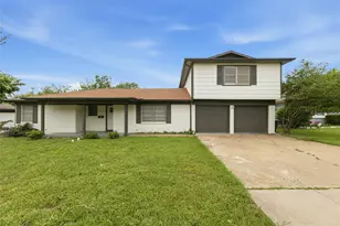 1732 Sheffield Pl, Fort Worth, TX 76112 - Photo 1