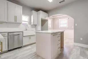 2921 S Jennings Ave, Fort Worth, TX 76110 - Photo 6