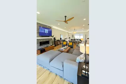 13001 Hutton Drive #12, Farmers Branch, TX 75234 - Photo 10