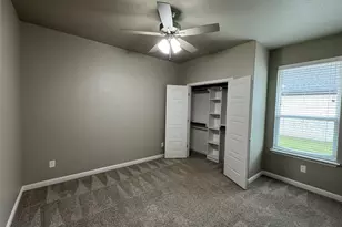 612 Sovereign Dr, Granbury, TX 76049 - Photo 8