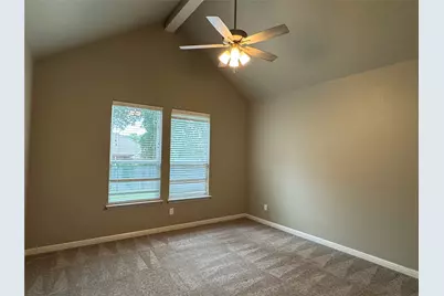 612 Sovereign Drive, Granbury, TX 76049 - Photo 4