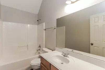 631 Magnolia Lane, Glenn Heights, TX 75154 - Photo 14
