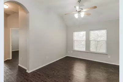 631 Magnolia Lane, Glenn Heights, TX 75154 - Photo 8