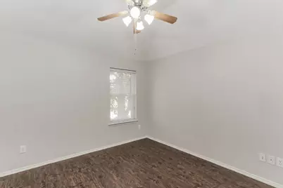 631 Magnolia Lane, Glenn Heights, TX 75154 - Photo 12