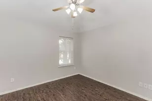 631 Magnolia Ln, Glenn Heights, TX 75154 - Photo 12
