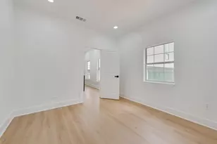 506 N Lancaster Ave, Dallas, TX 75203 - Photo 8