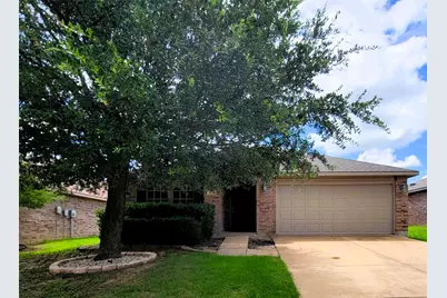 1433 Kramer Court, Burleson, TX 76028 - Photo 2
