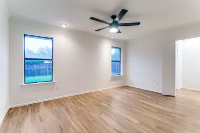 2627 Winterlake Drive, Carrollton, TX 75006 - Photo 16