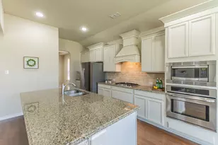 620 Caudle Ln, Savannah, TX 76227 - Photo 6