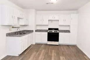 121 Dundee Dr, Wichita Falls, TX 76302 - Photo 2