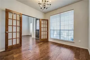 5529 Crimson Oaks Dr, Frisco, TX 75035 - Photo 2
