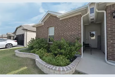 8621 Angel Gardens Drive, Fort Worth, TX 76179 - Photo 2
