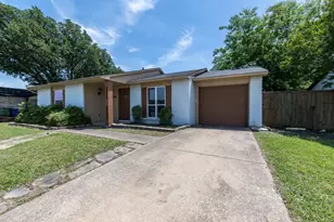 5728 Pearce St, The Colony, TX 75056 - Photo 4