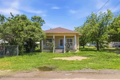102 E Fitzgerald Street, Bangs, TX 76823 - Photo 24