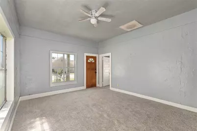 102 E Fitzgerald Street, Bangs, TX 76823 - Photo 6