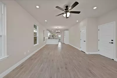 5712 San Jacinto Drive, Granbury, TX 76048 - Photo 6