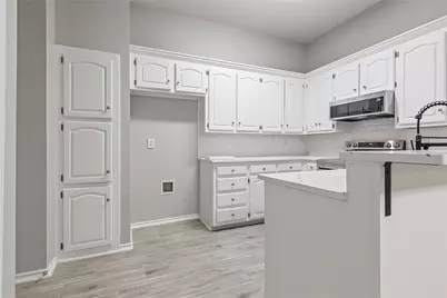 304 Moore Creek Road #300, Hurst, TX 76053 - Photo 6