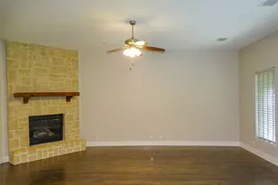 2125 Flora Ln, DeSoto, TX 75115 - Photo 8