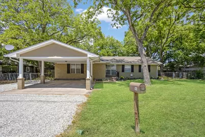 470 W Marshall Street, Van Alstyne, TX 75495 - Photo 2