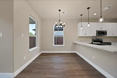 5805 Barkridge Drive, Granbury, TX 76048 - Photo 8