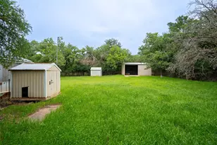10680 Liberty School Rd, Azle, TX 76020 - Photo 22