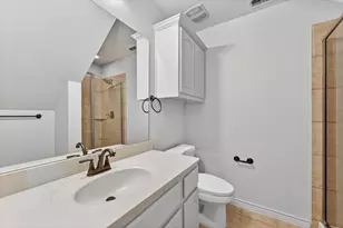 4502 Warbler Ln, Garland, TX 75043 - Photo 12