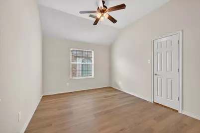 4502 Warbler Lane, Garland, TX 75043 - Photo 14